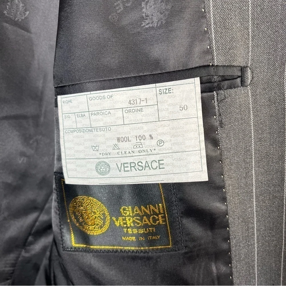 GIANNI VERSACE Vintage 90s Charcoal‎ Pinstripe Spot Coat Blazer
